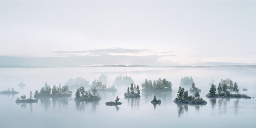 Thomas Wrede, Früher Morgen bei den Korallenmoosinseln, 2016, © Courtesy of the artist / VG Bild-Kunst, Bonn 2020